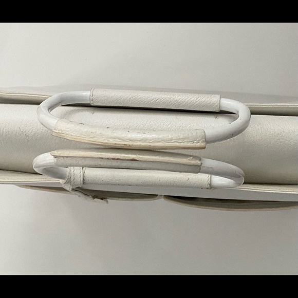 Authentic Beautiful Gucci Hand/Tote Bag - Picture 7 of 15